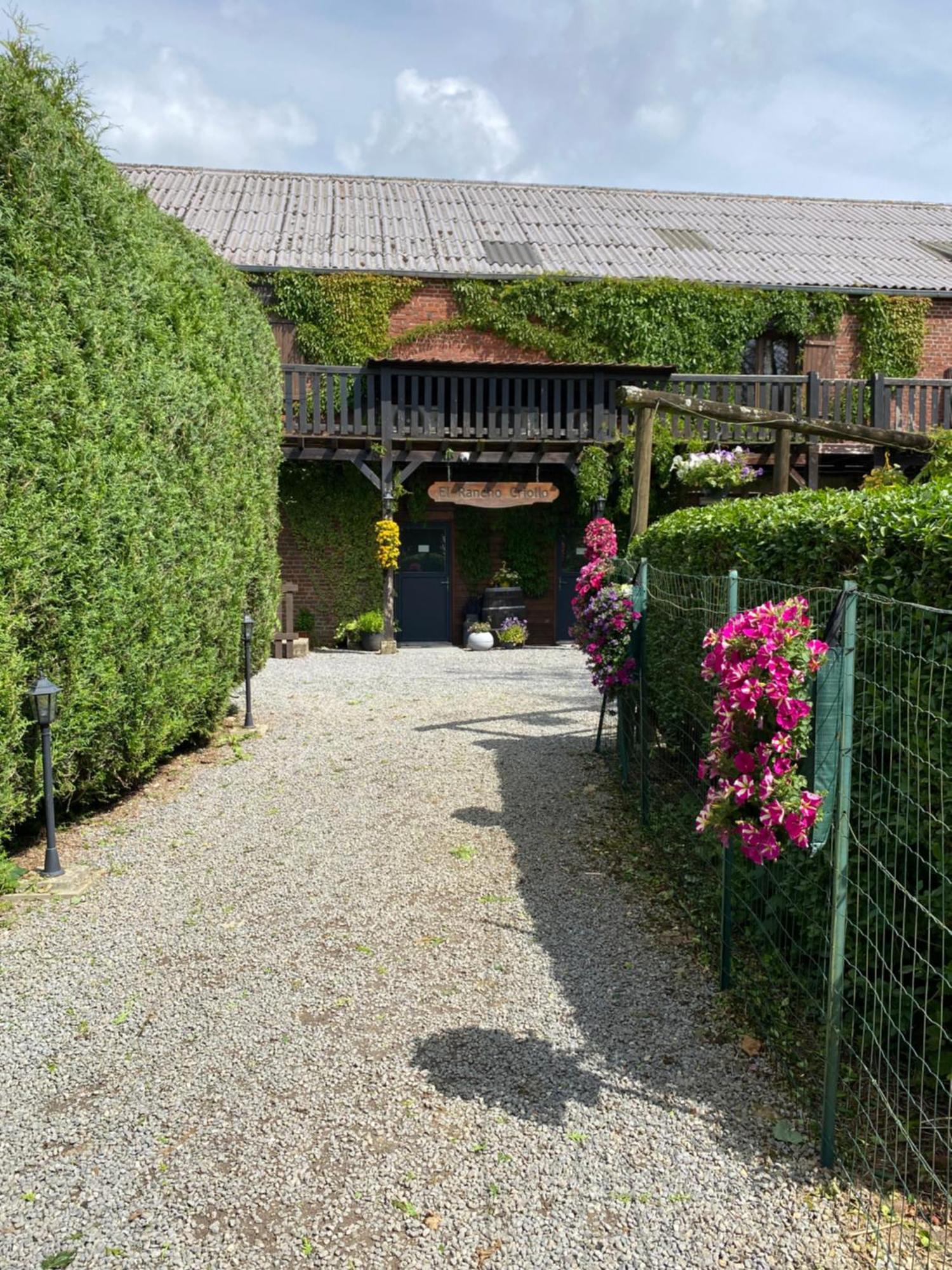 El Rancho Criollo Rooms And Gites Maubert-Fontaine Екстериор снимка